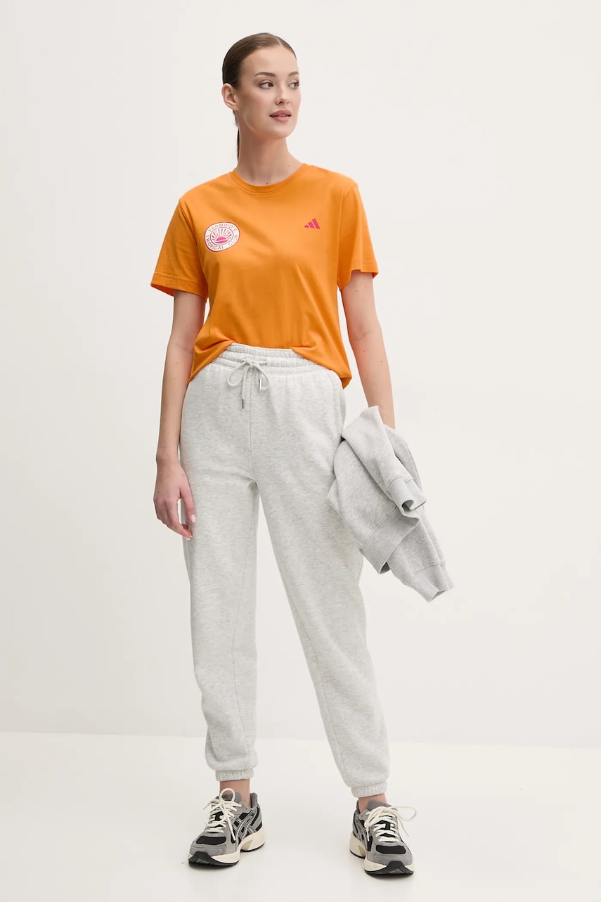 Хлопковая футболка adidas x Farm Rio женская цвет оранжевый JD6293 Хлопковая футболка adidas x Farm Rio женская цвет оранжевый JD6293