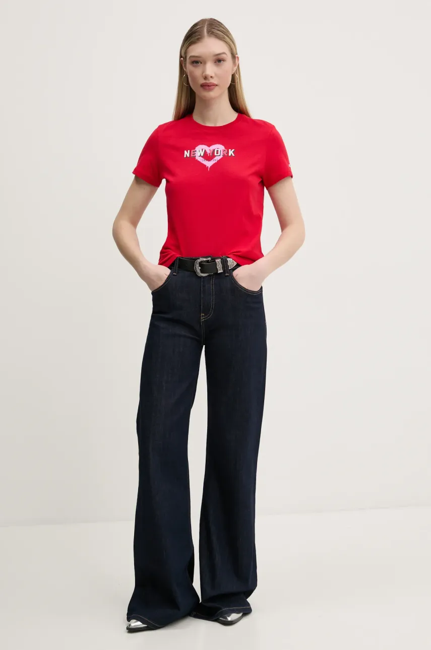 Хлопковая футболка Tommy Jeans женская цвет красный DW0DW21769 Хлопковая футболка Tommy Jeans женская цвет красный DW0DW21769