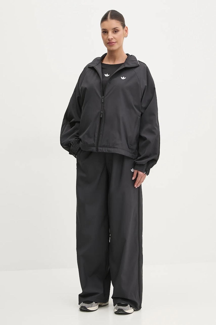 Хлопковая футболка adidas Originals BOXY TEE женский цвет чёрный JY8884 Хлопковая футболка adidas Originals BOXY TEE женский цвет чёрный JY8884