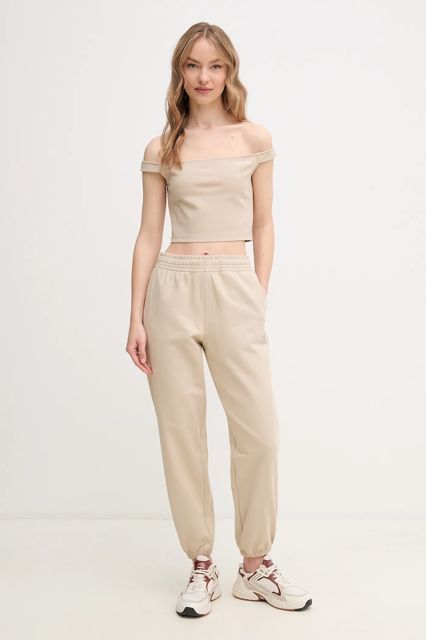 Топ Calvin Klein Jeans цвет коричневый J20J225542 Топ Calvin Klein Jeans цвет коричневый J20J225542
