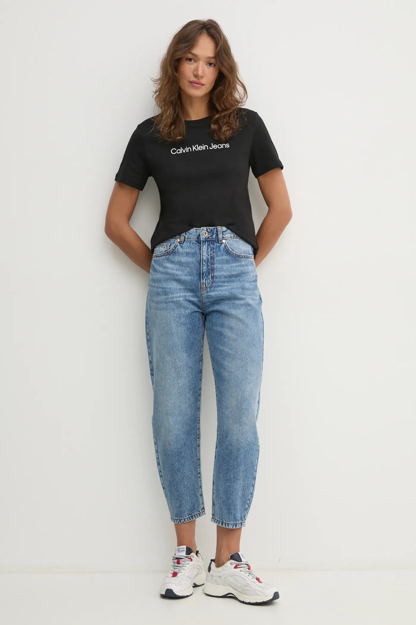 Хлопковая футболка Calvin Klein Jeans женская цвет чёрный LV047AB805 Хлопковая футболка Calvin Klein Jeans женская цвет чёрный LV047AB805