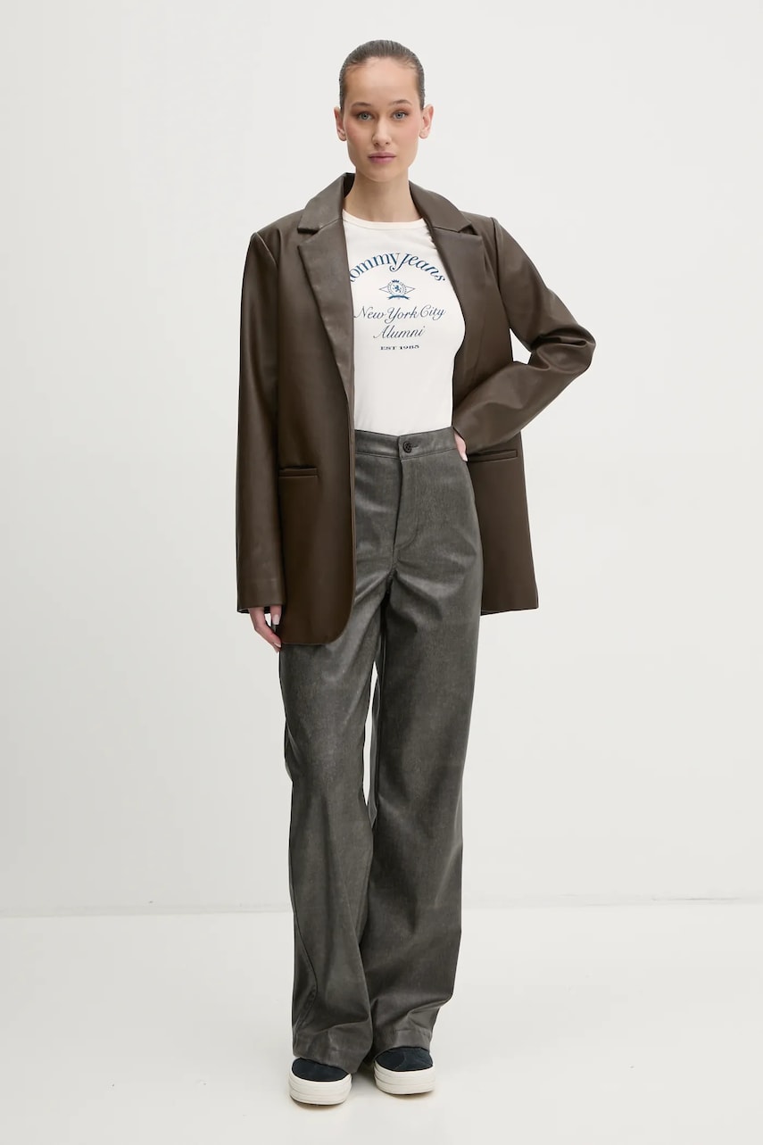 Хлопковая футболка Tommy Jeans женская цвет бежевый DW0DW20323 Хлопковая футболка Tommy Jeans женская цвет бежевый DW0DW20323