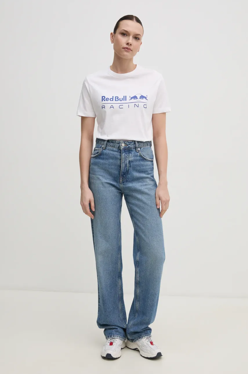 Хлопковая футболка Red Bull Racing x Pepe Jeans STANDARD FIT TEE женская цвет белый RL500004 Хлопковая футболка Red Bull Racing x Pepe Jeans STANDARD FIT TEE женская цвет белый RL500004