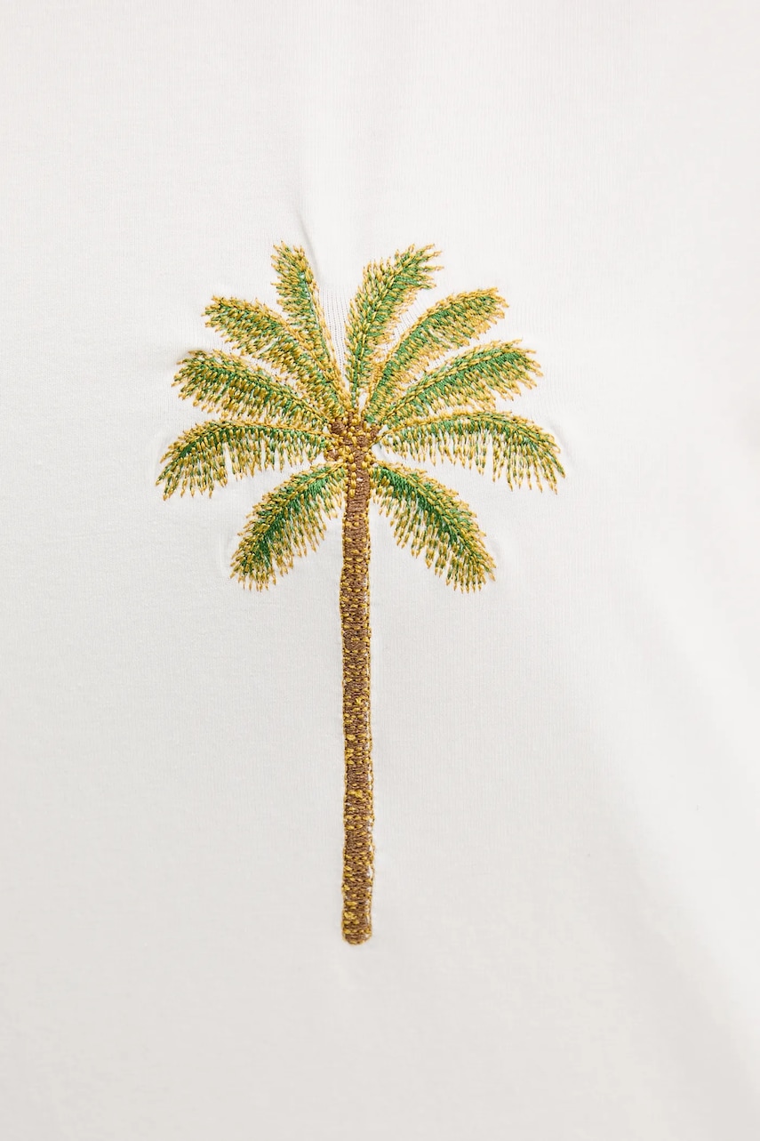 Tričko Never Fully Dressed