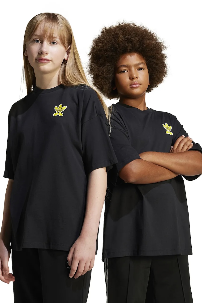 adidas Originals tricou de bumbac pentru copii culoarea negru, cu imprimeu, JD0412 adidas Originals tricou de bumbac pentru copii culoarea negru, cu imprimeu, JD0412