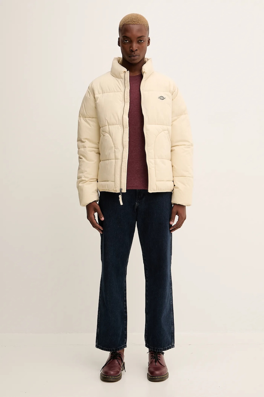 Футболка Tommy Jeans цвет бежевый однотонная DM0DM20363 Футболка Tommy Jeans цвет бежевый однотонная DM0DM20363