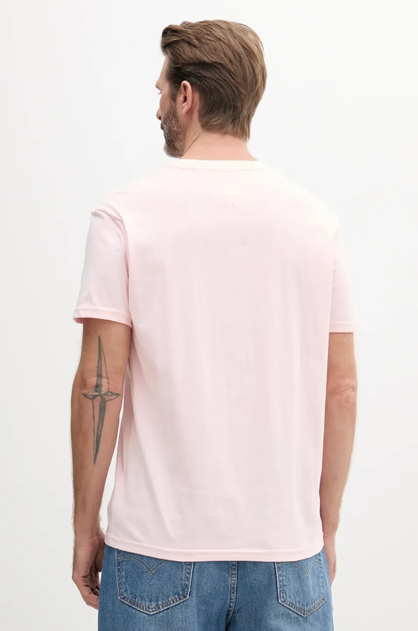 Хлопковая футболка Tommy Jeans мужская цвет розовый с аппликацией DM0DM20744 Хлопковая футболка Tommy Jeans мужская цвет розовый с аппликацией DM0DM20744