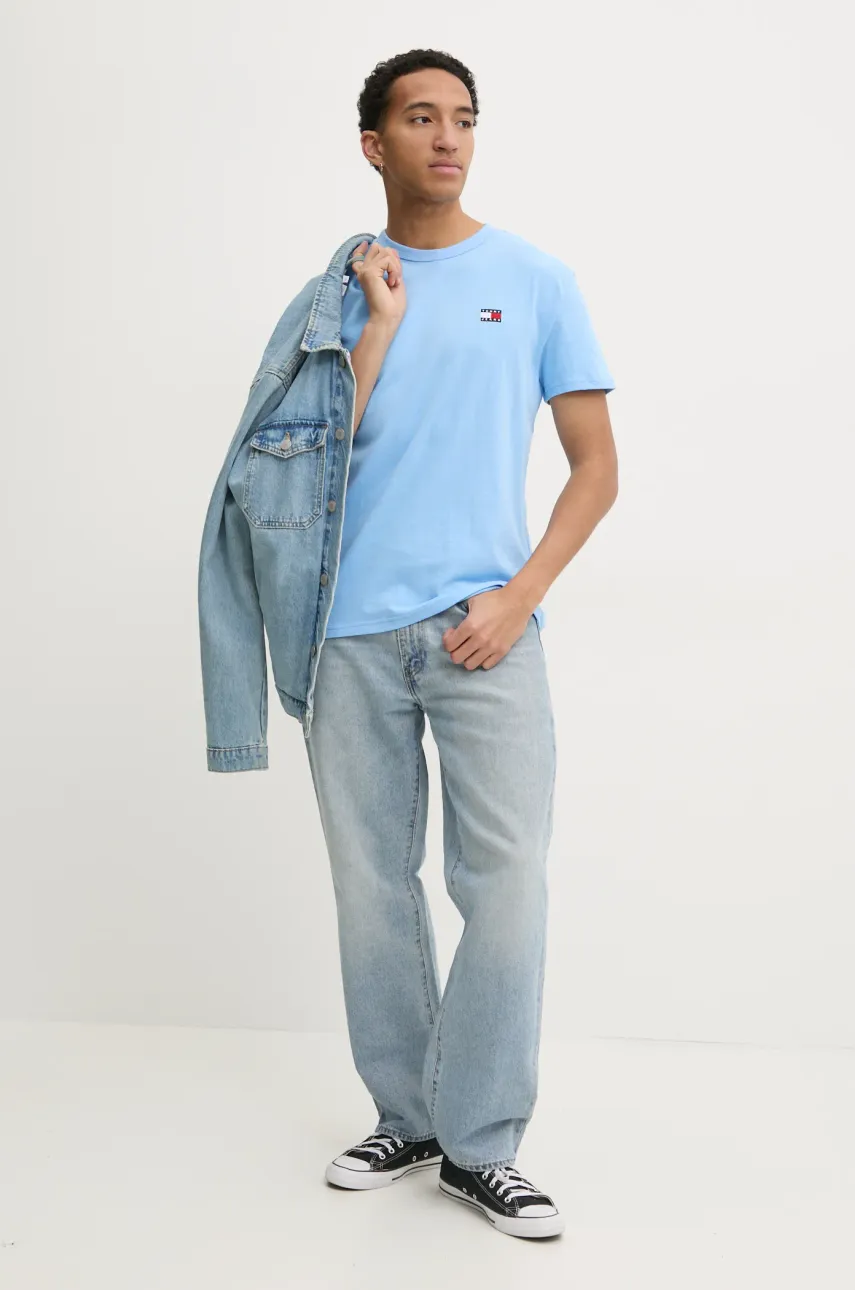 Хлопковая футболка Tommy Jeans мужская однотонная DM0DM20322 Хлопковая футболка Tommy Jeans мужская однотонная DM0DM20322
