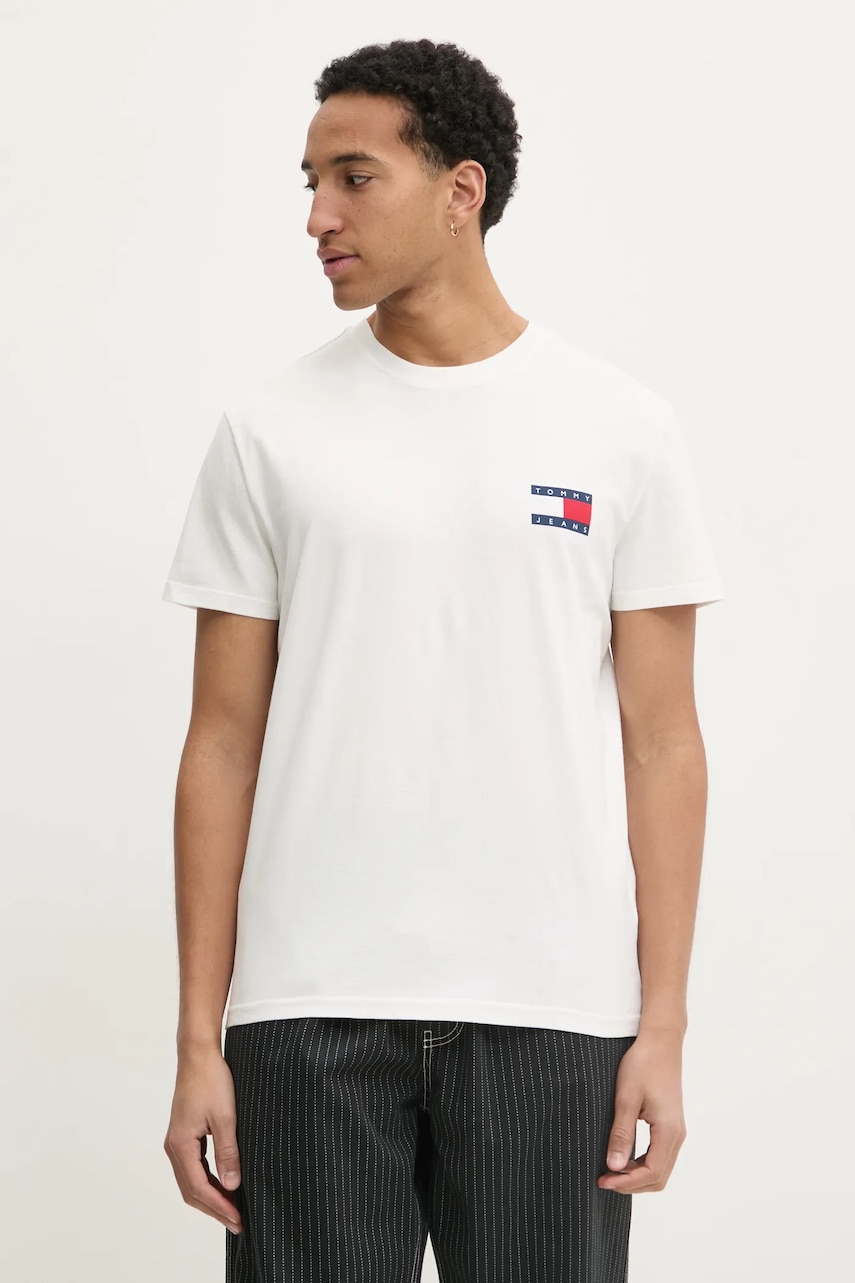 Tommy Jeans tricou barbati, culoarea alb, cu imprimeu, DM0DM20346 Tommy Jeans tricou barbati, culoarea alb, cu imprimeu, DM0DM20346