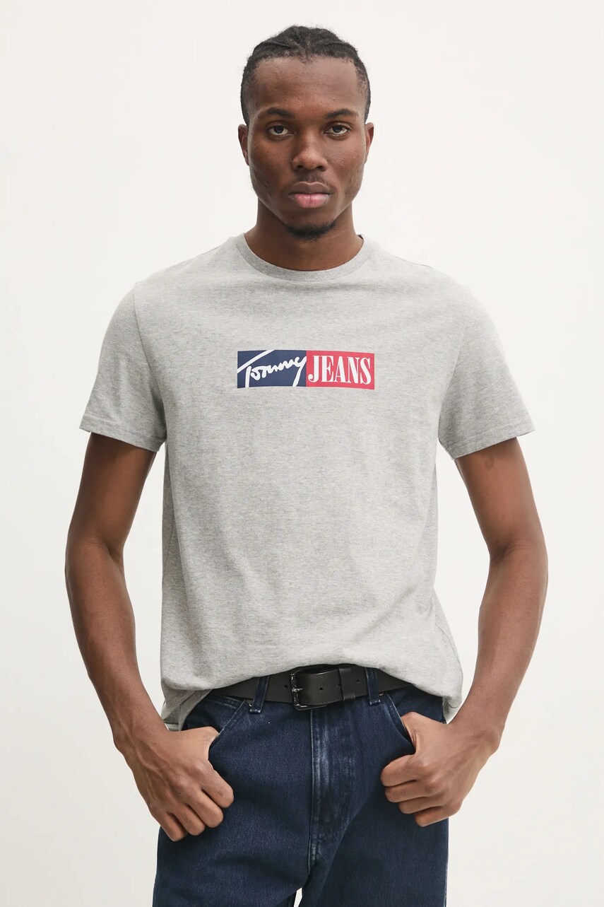 Tommy Jeans tricou din bumbac bărbați, culoarea gri, cu imprimeu, DM0DM20365 Tommy Jeans tricou din bumbac bărbați, culoarea gri, cu imprimeu, DM0DM20365