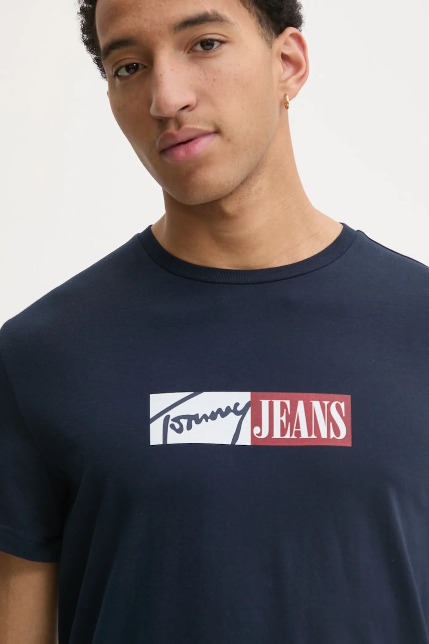 Tommy Jeans tricou din bumbac bărbați, culoarea bleumarin, cu imprimeu, DM0DM20365 Tommy Jeans tricou din bumbac bărbați, culoarea bleumarin, cu imprimeu, DM0DM20365