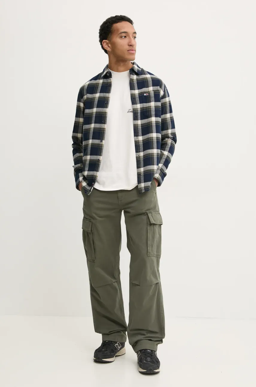 Хлопковая футболка Tommy Jeans мужская цвет бежевый с принтом DM0DM20352 Хлопковая футболка Tommy Jeans мужская цвет бежевый с принтом DM0DM20352
