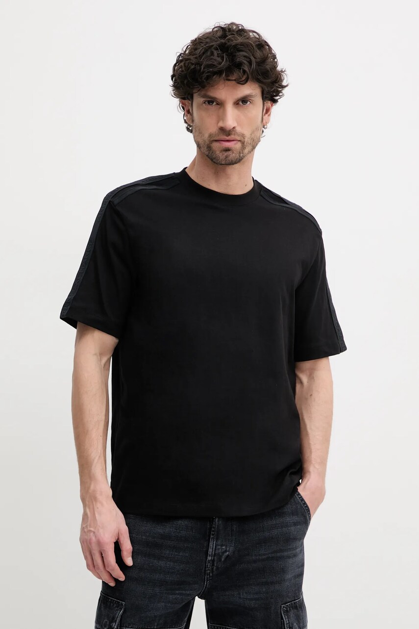 Levně Bavlněné tričko Armani Exchange černá barva, s potiskem, XM000322 AF10361