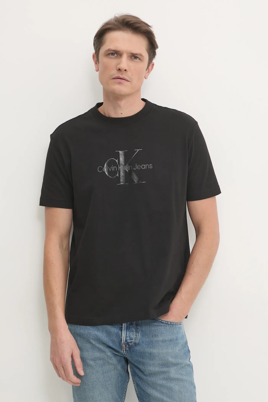Levně Bavlněné tričko Calvin Klein Jeans černá barva, s potiskem, J30J327109