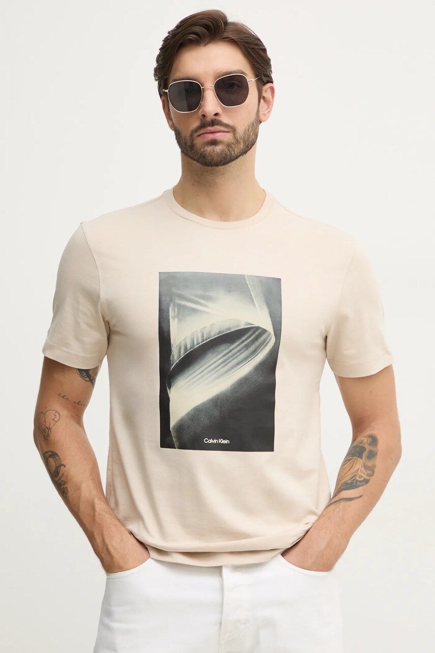 Levně Tričko Calvin Klein béžová barva, s potiskem, K10K113797