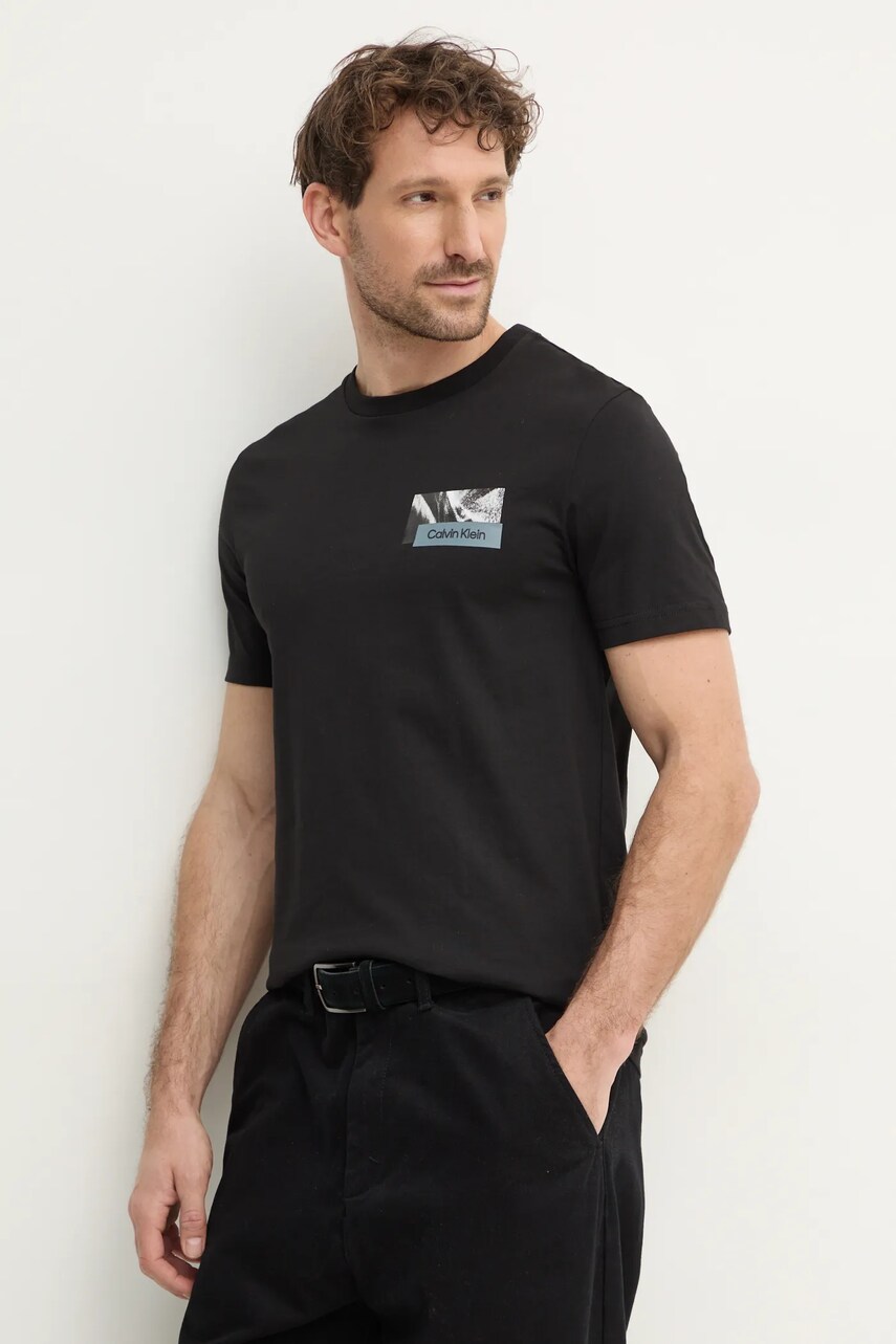 Levně Bavlněné tričko Calvin Klein černá barva, s potiskem, K10K113799
