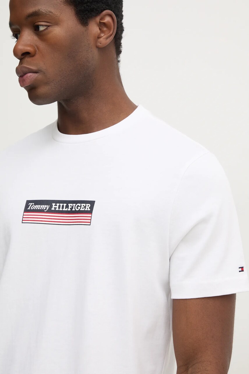 Levně Bavlněné tričko Tommy Hilfiger bílá barva, s aplikací, MW0MW38079