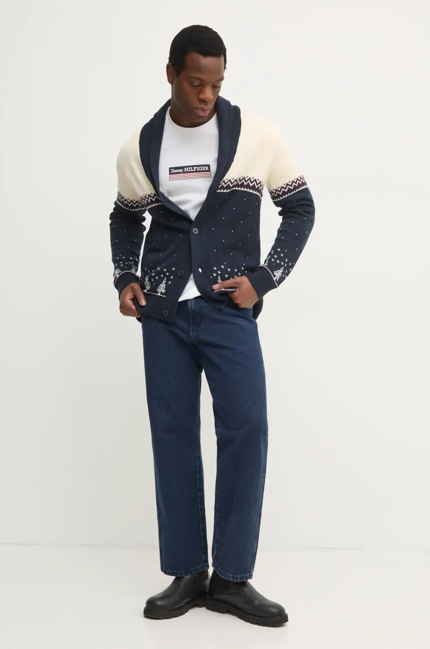 Хлопковая футболка Tommy Hilfiger мужская цвет белый с аппликацией MW0MW38079 Хлопковая футболка Tommy Hilfiger мужская цвет белый с аппликацией MW0MW38079