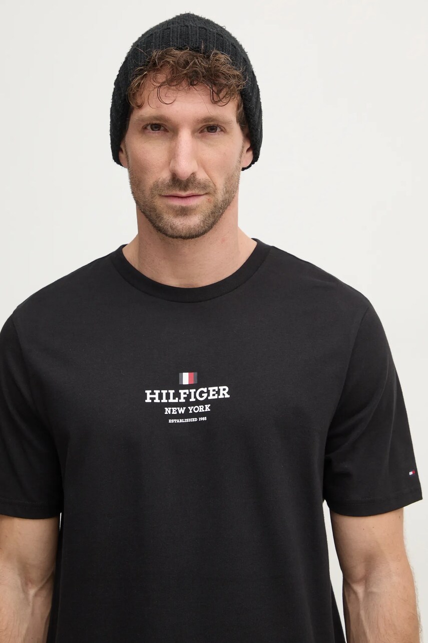 Levně Tričko Tommy Hilfiger černá barva, s potiskem, MW0MW38980