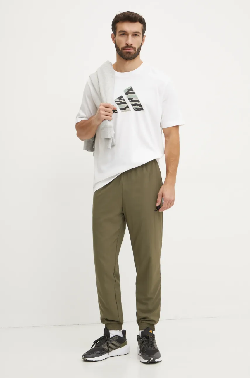 Хлопковая футболка adidas Camo мужская цвет бежевый с принтом JI6770 Хлопковая футболка adidas Camo мужская цвет бежевый с принтом JI6770