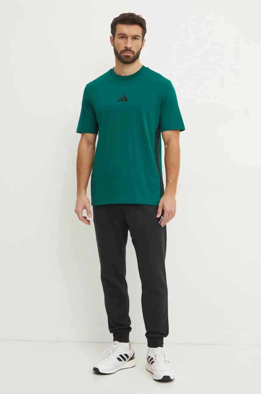 Хлопковая футболка adidas Essentials мужская цвет зелёный узорная JD1905 Хлопковая футболка adidas Essentials мужская цвет зелёный узорная JD1905