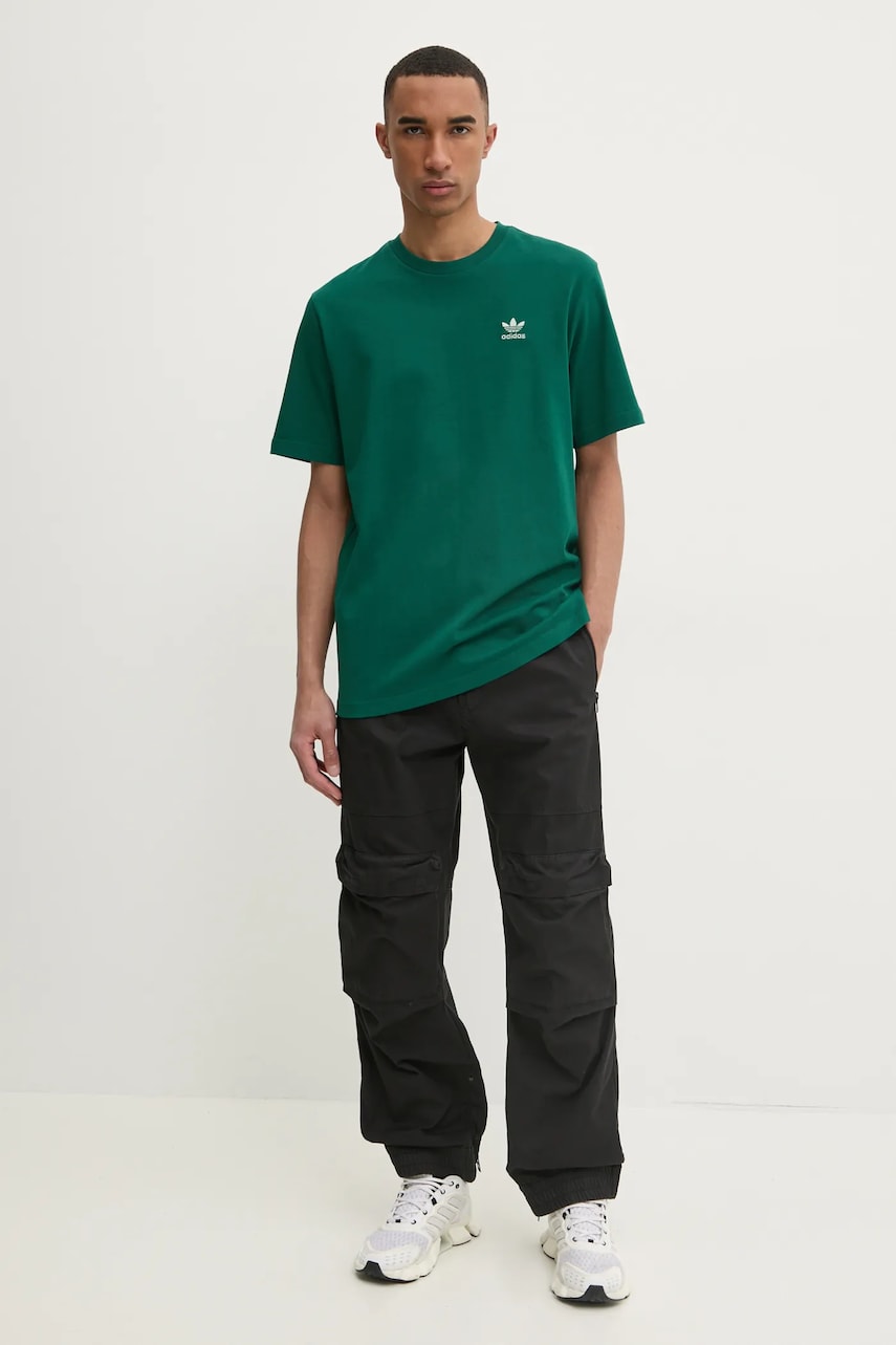 Футболка adidas Originals B+F TREFOIL TEE мужская цвет зелёный однотонная JN7013 Футболка adidas Originals B+F TREFOIL TEE мужская цвет зелёный однотонная JN7013