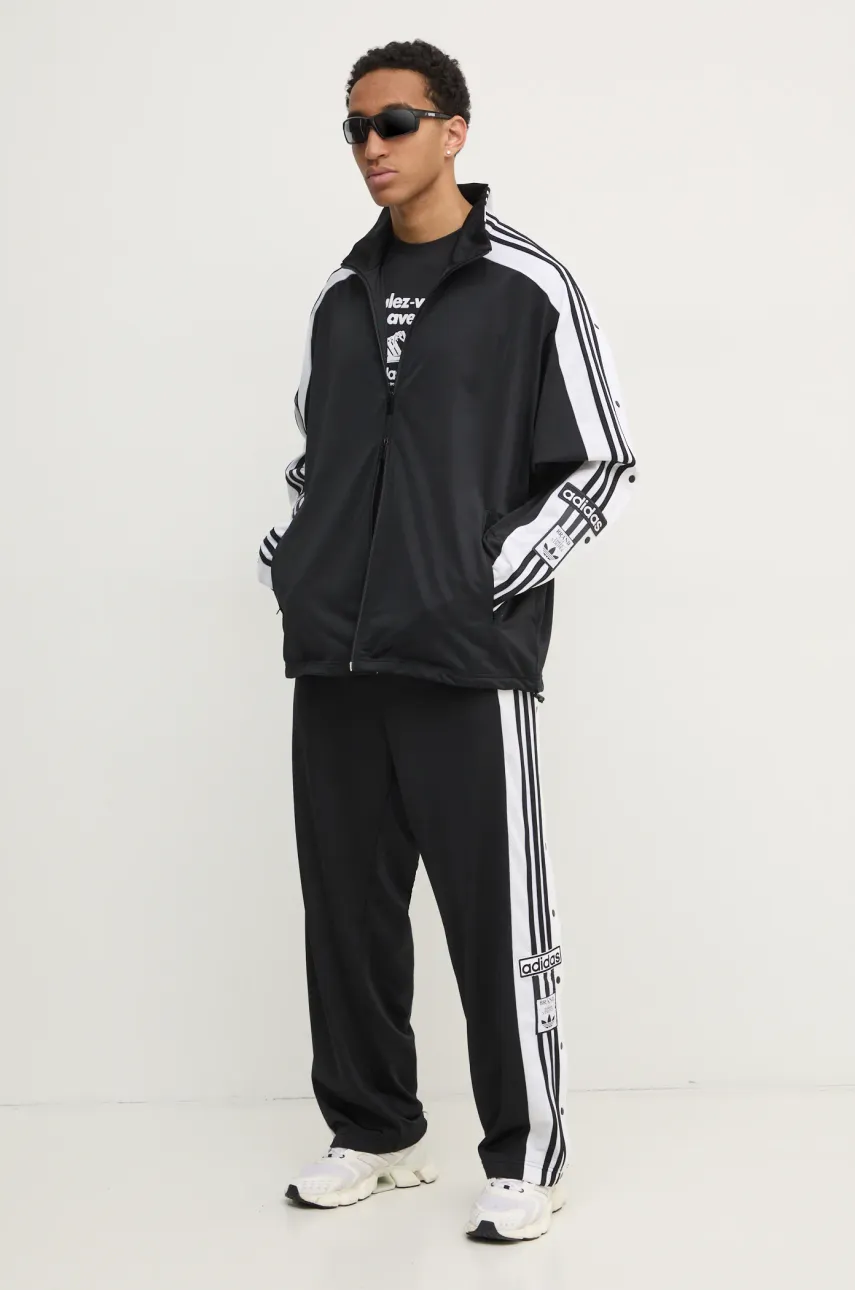 Футболка adidas Originals GRFX TEE мужская цвет чёрный с принтом JC8366 Футболка adidas Originals GRFX TEE мужская цвет чёрный с принтом JC8366