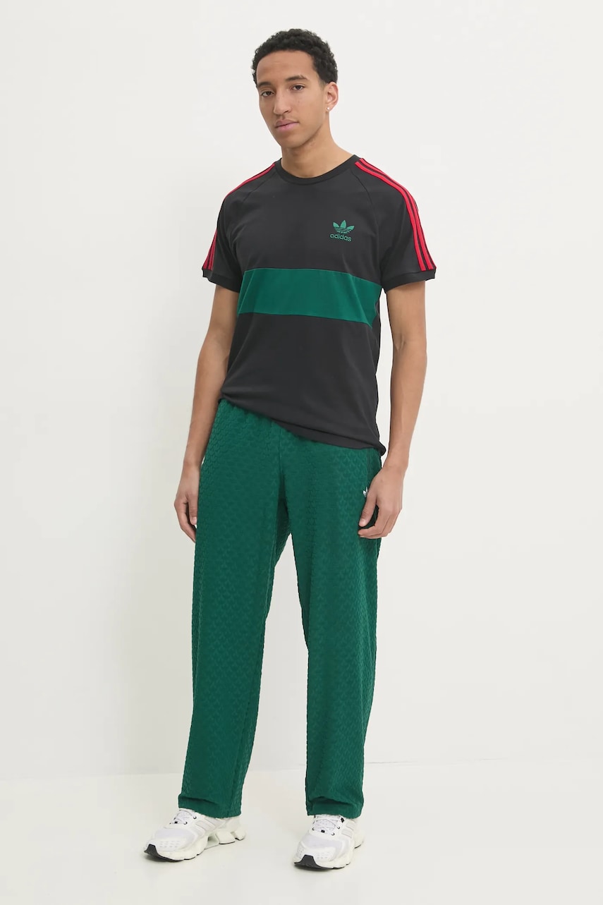 Хлопковая футболка adidas Originals 3S PANEL TEE мужская цвет чёрный узорная JP1272 Хлопковая футболка adidas Originals 3S PANEL TEE мужская цвет чёрный узорная JP1272