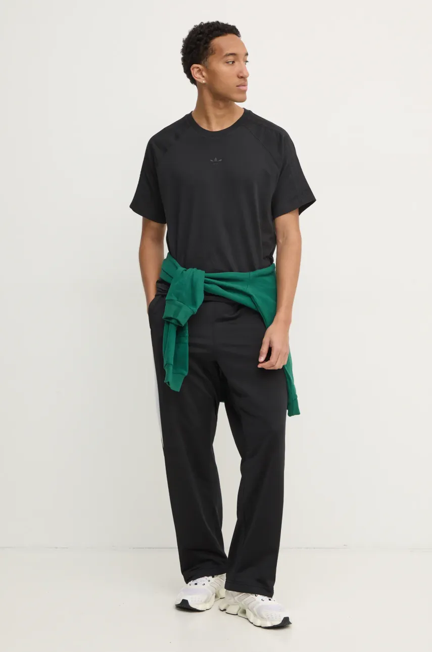 Хлопковая футболка adidas Originals Essential мужская цвет чёрный однотонная JC9570 Хлопковая футболка adidas Originals Essential мужская цвет чёрный однотонная JC9570