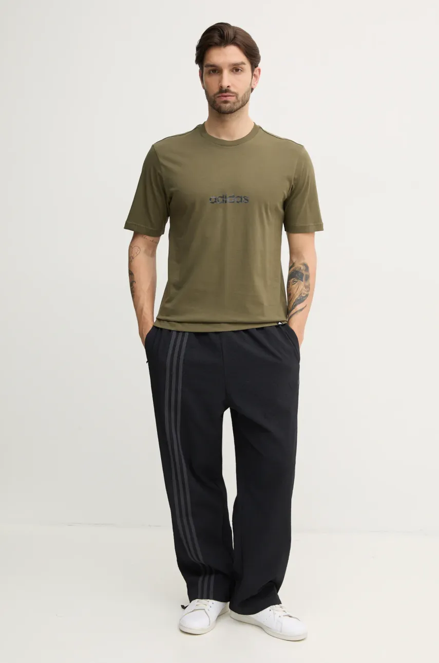 Хлопковая футболка adidas Camo мужская цвет зелёный с принтом JN1405 Хлопковая футболка adidas Camo мужская цвет зелёный с принтом JN1405