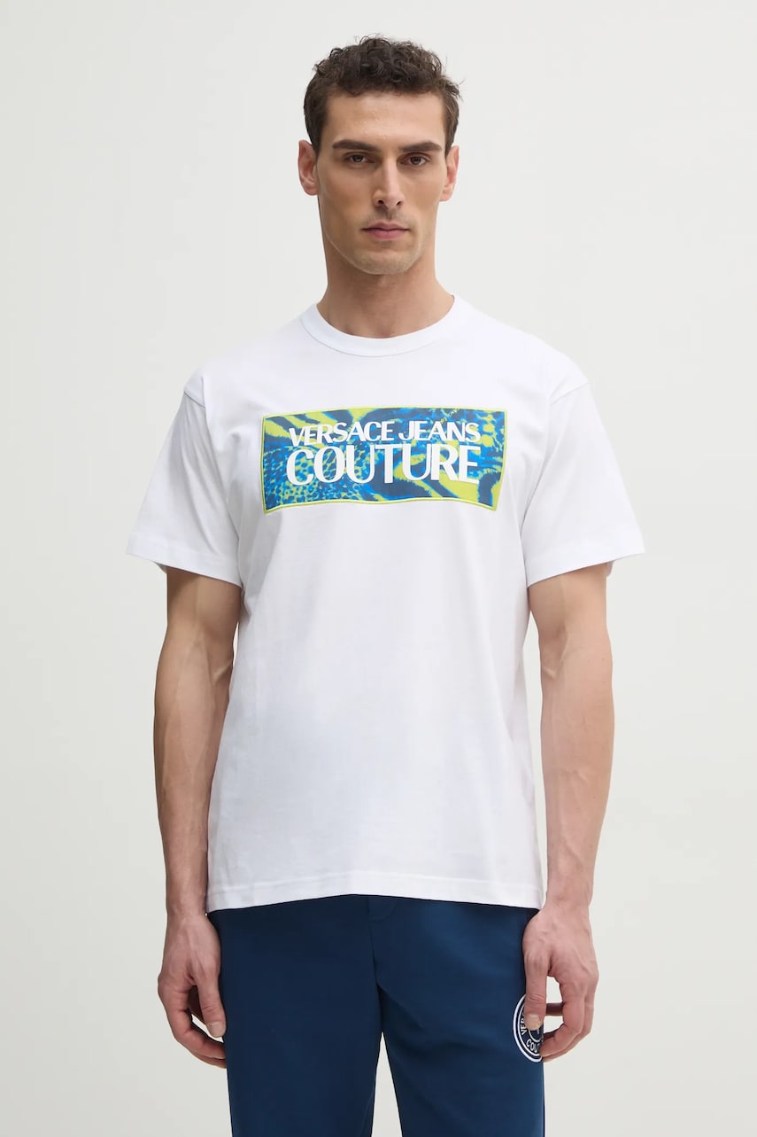 Versace Jeans Couture tricou din bumbac barbati, culoarea alb, cu imprimeu, 78GAHE04 CJ00E Versace Jeans Couture tricou din bumbac barbati, culoarea alb, cu imprimeu, 78GAHE04 CJ00E