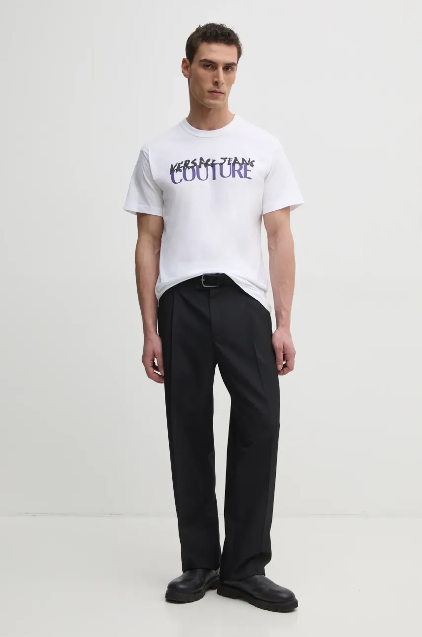 Хлопковая футболка Versace Jeans Couture мужская цвет белый с принтом 78GAHE06 CJ00E Хлопковая футболка Versace Jeans Couture мужская цвет белый с принтом 78GAHE06 CJ00E
