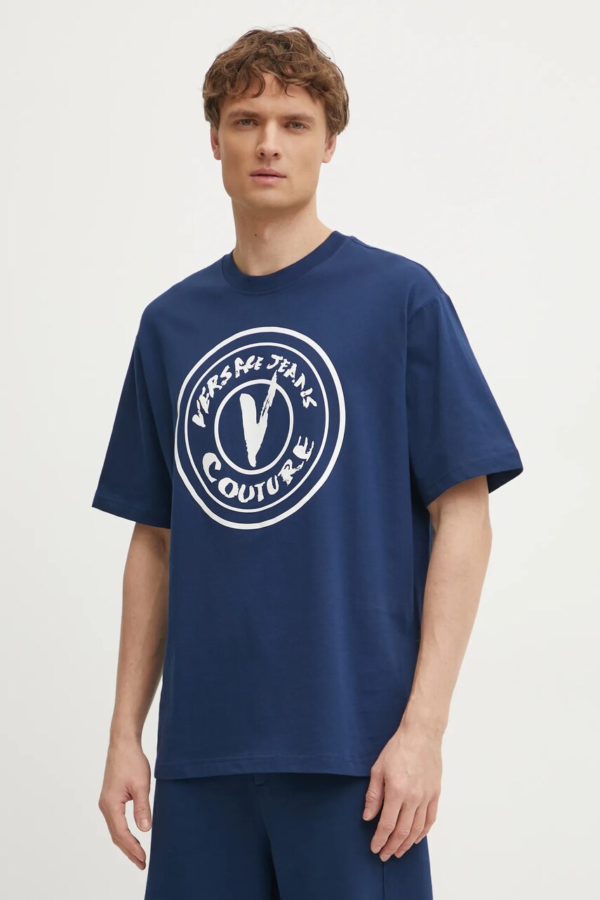 Versace Jeans Couture tricou din bumbac barbati, culoarea albastru marin, cu imprimeu, 78GAHE08 CJ00E