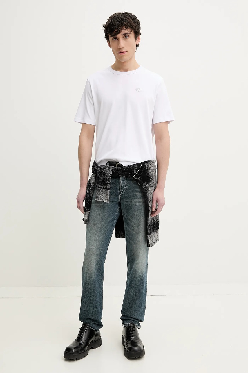 Μπλουζάκι Diesel T-ADJUST-SLITS-R17 T-SHIRT χρώμα: άσπρο, A16672.0AIJU φωτογραφία