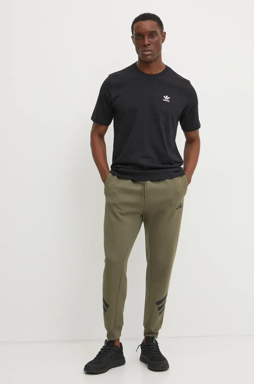 Хлопковая футболка adidas Originals Trefoil мужская цвет чёрный однотонная JI8545 Хлопковая футболка adidas Originals Trefoil мужская цвет чёрный однотонная JI8545