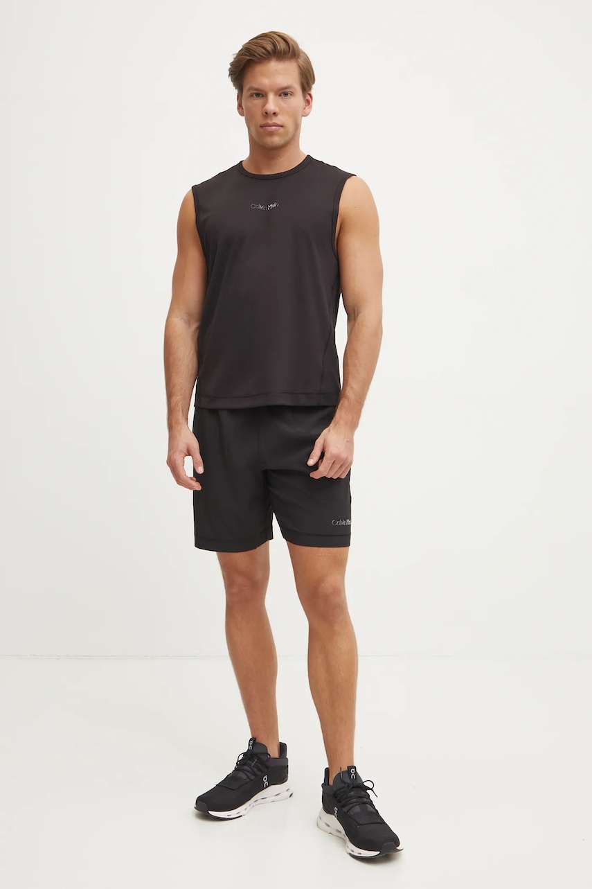 Футболка для тренинга Calvin Klein Performance цвет чёрный LVGMS5K165 Футболка для тренинга Calvin Klein Performance цвет чёрный LVGMS5K165