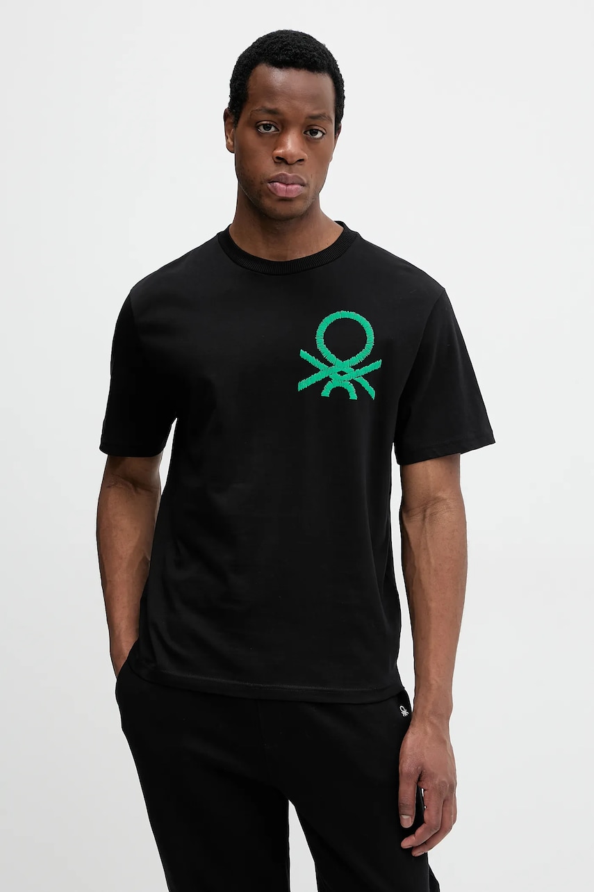 United Colors of Benetton tricou din bumbac bărbați, culoarea negru, cu imprimeu, 3BL0U10A2 United Colors of Benetton tricou din bumbac bărbați, culoarea negru, cu imprimeu, 3BL0U10A2