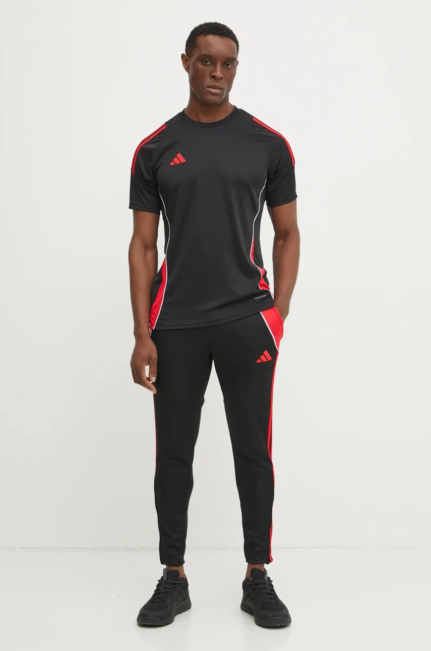 Футболка для тренинга adidas Performance Tiro 24 цвет чёрный с аппликацией JP2494 Футболка для тренинга adidas Performance Tiro 24 цвет чёрный с аппликацией JP2494