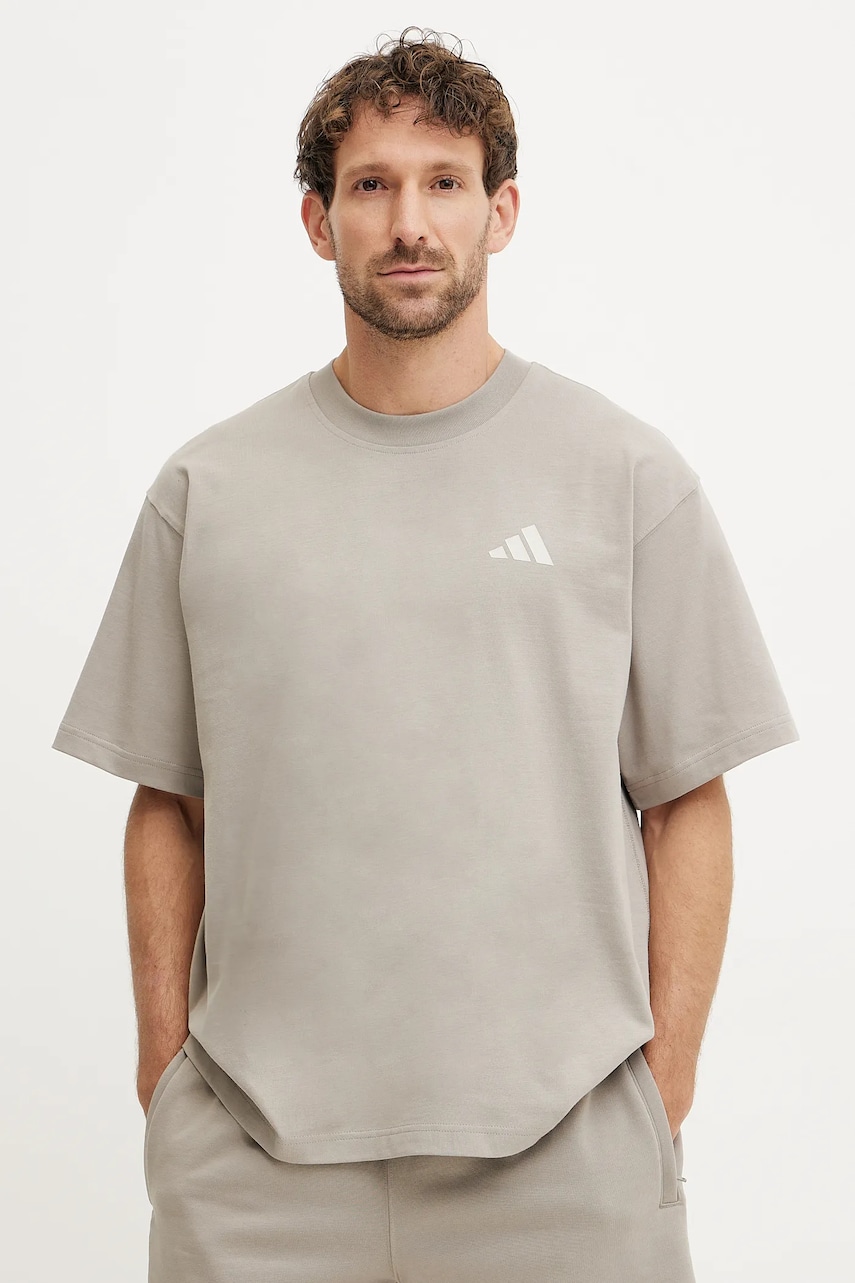 adidas tricou din bumbac x Mercedes barbati, culoarea bej, cu imprimeu, JW3088 adidas tricou din bumbac x Mercedes barbati, culoarea bej, cu imprimeu, JW3088