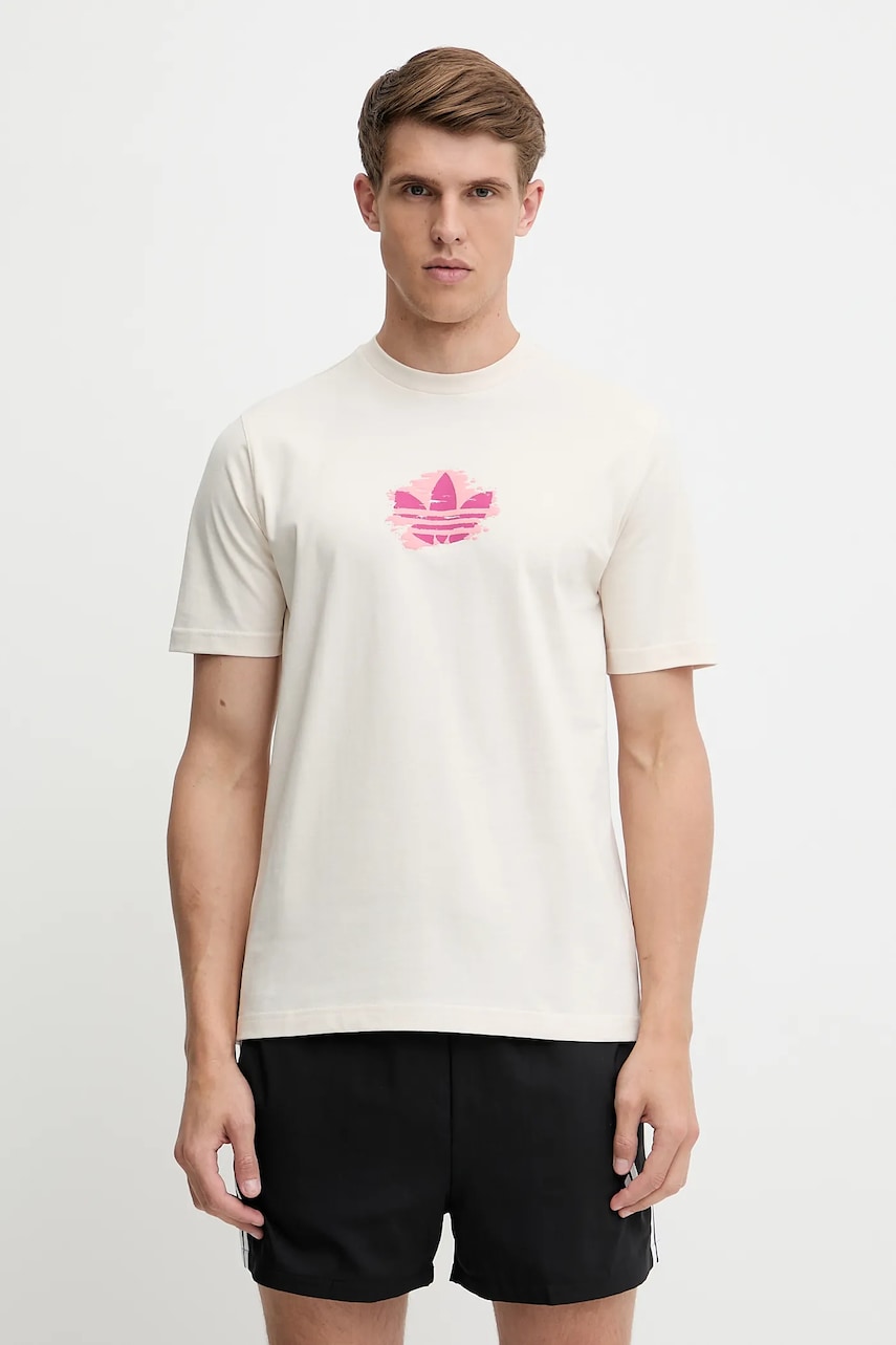 Levně Bavlněné tričko adidas Originals Graphic Tee pánské, béžová barva, s potiskem, KC4943