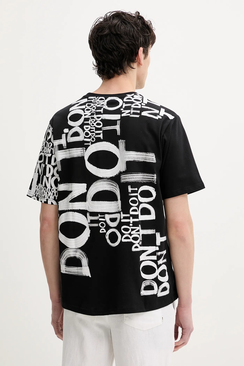 Βαμβακερό μπλουζάκι Desigual MAN MILAN φωτογραφία