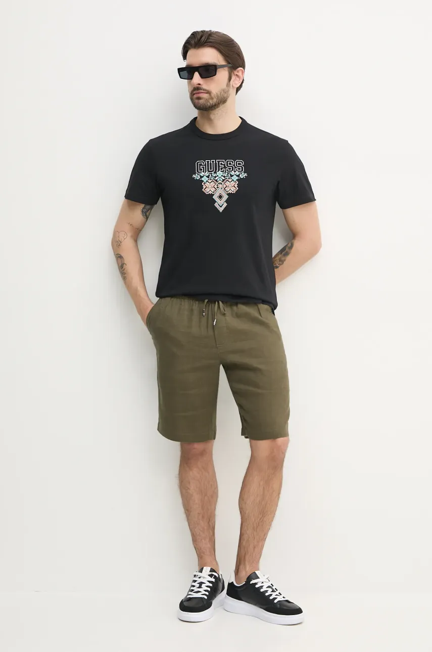 Хлопковая футболка Guess мужская цвет чёрный с аппликацией M5GI11 K8FQ4 Хлопковая футболка Guess мужская цвет чёрный с аппликацией M5GI11 K8FQ4