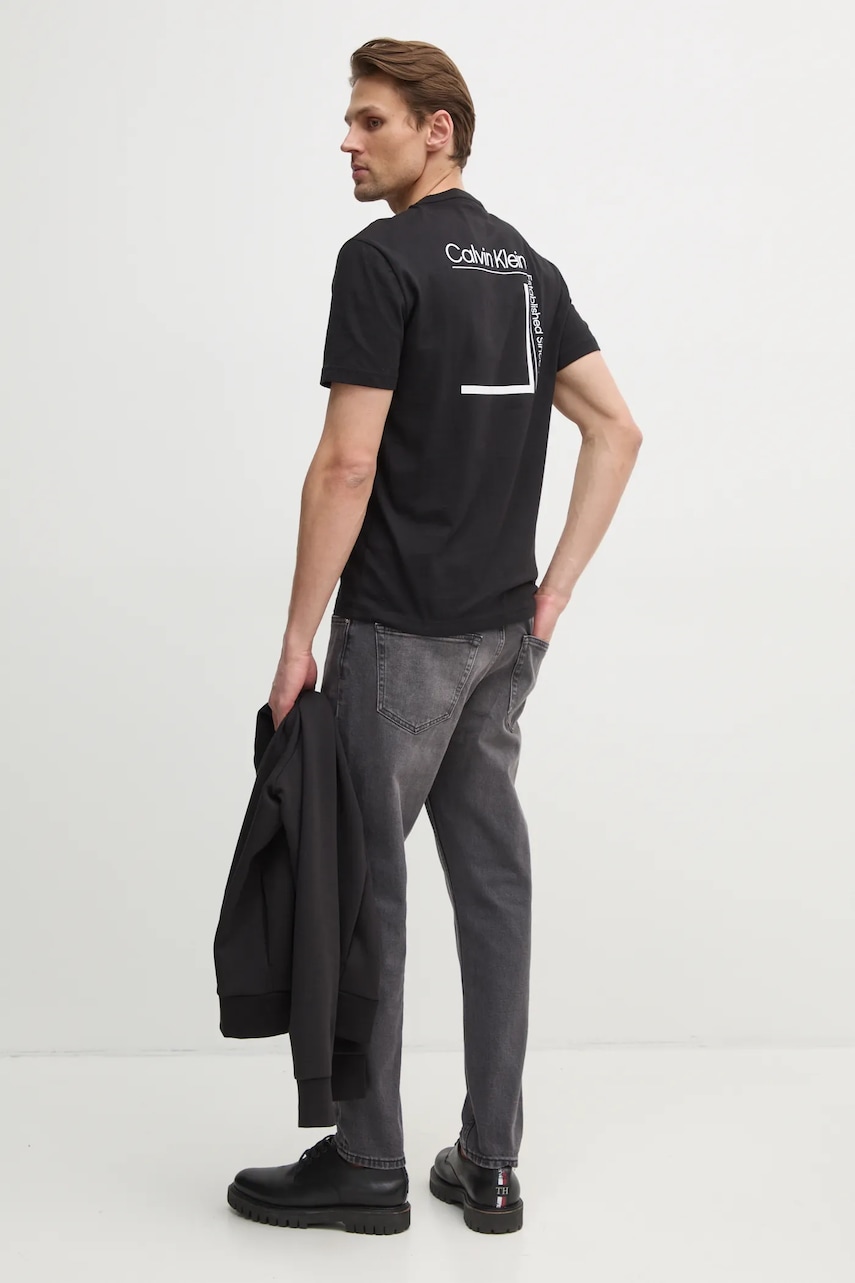 Хлопковая футболка Calvin Klein мужская цвет чёрный с принтом K10K114152 Хлопковая футболка Calvin Klein мужская цвет чёрный с принтом K10K114152