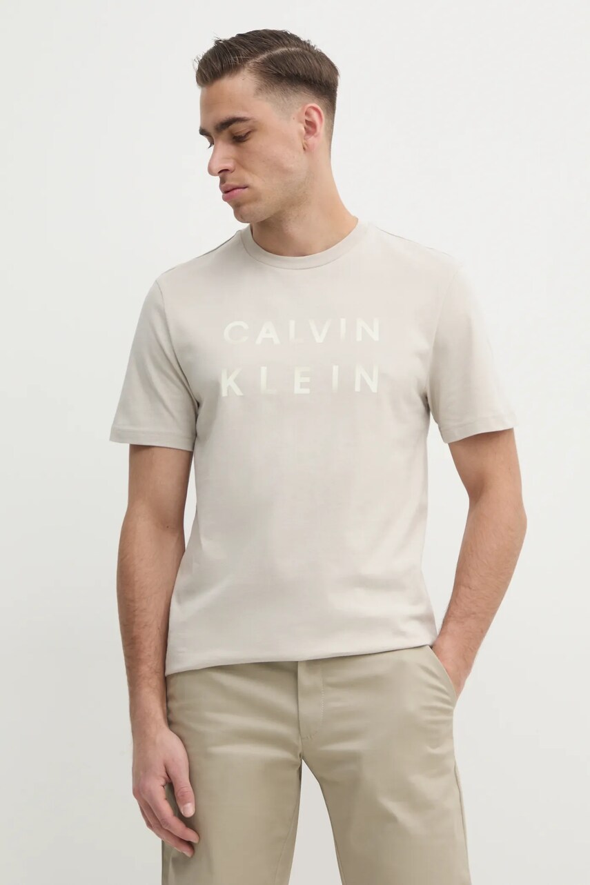 Levně Bavlněné tričko Calvin Klein béžová barva, s potiskem, K10K114156