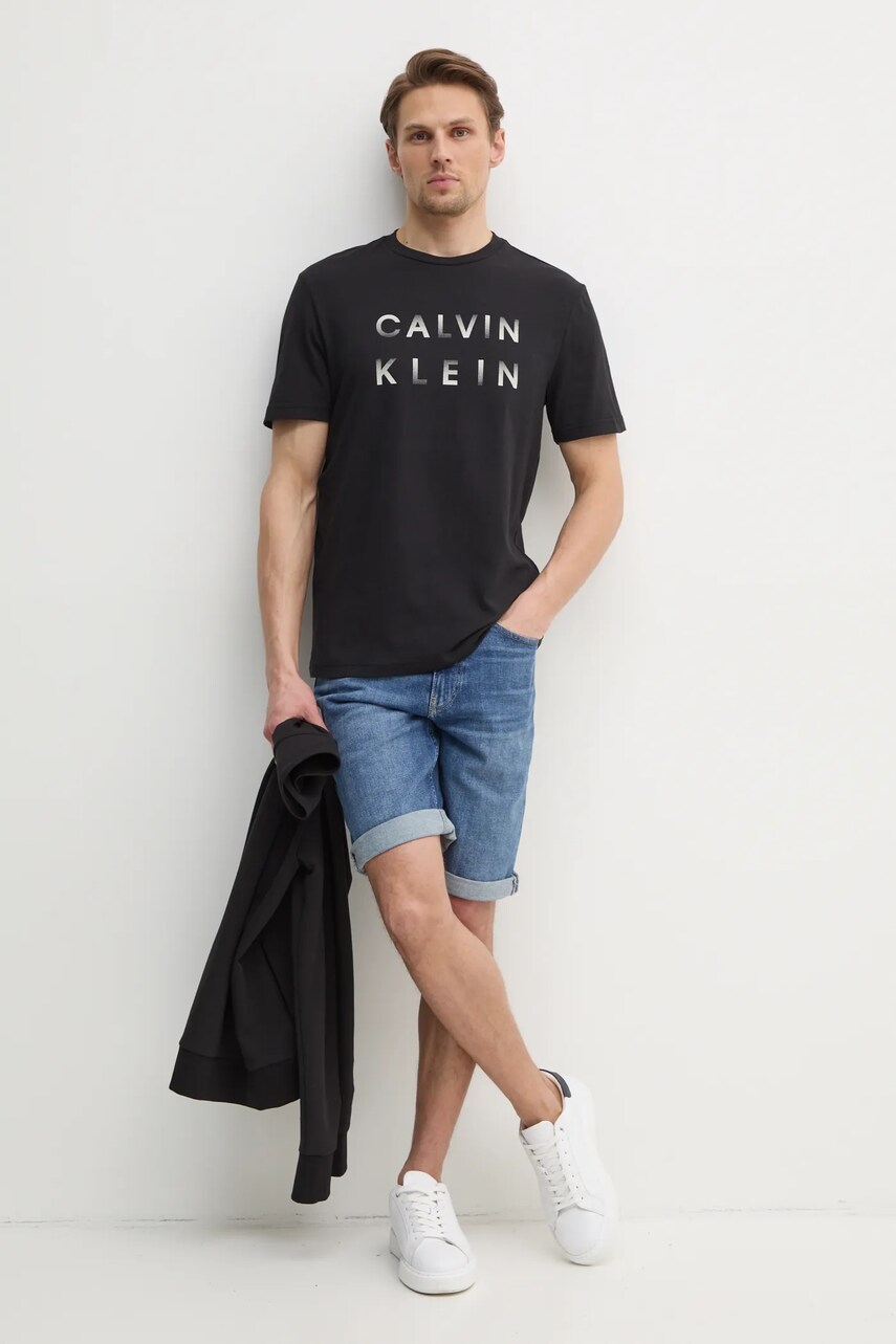 Хлопковая футболка Calvin Klein мужская цвет чёрный с принтом K10K114156 Хлопковая футболка Calvin Klein мужская цвет чёрный с принтом K10K114156