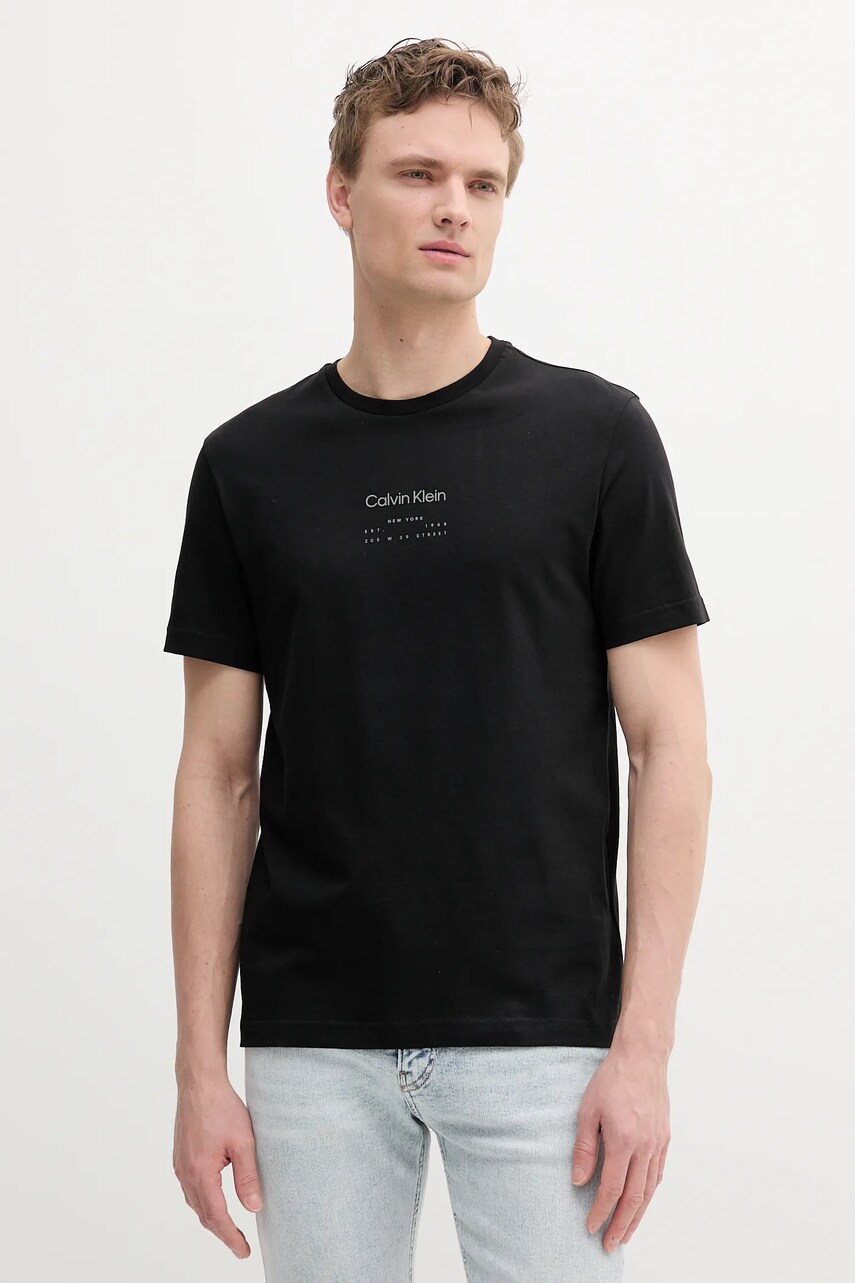 Levně Bavlněné tričko Calvin Klein černá barva, s potiskem, K10K114172
