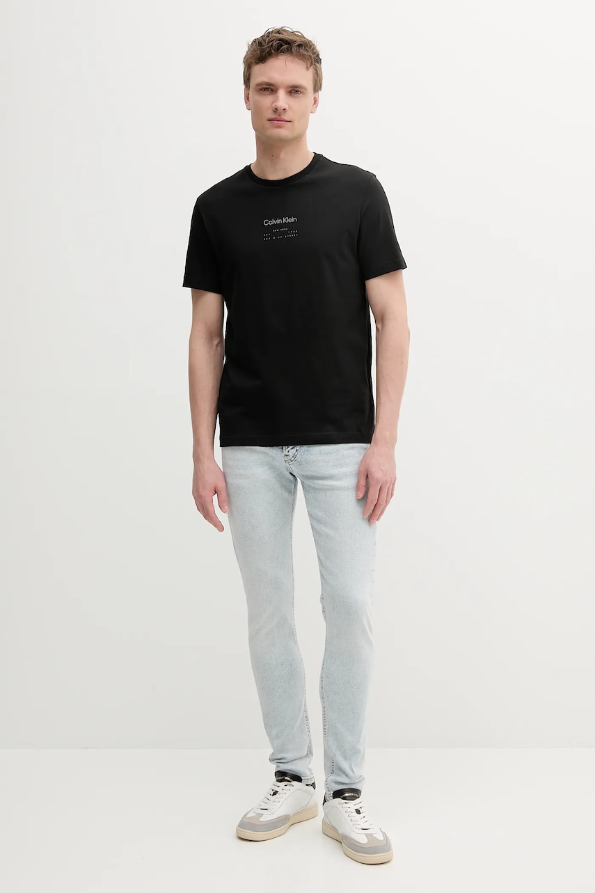 Хлопковая футболка Calvin Klein мужская цвет чёрный с принтом K10K114172 Хлопковая футболка Calvin Klein мужская цвет чёрный с принтом K10K114172