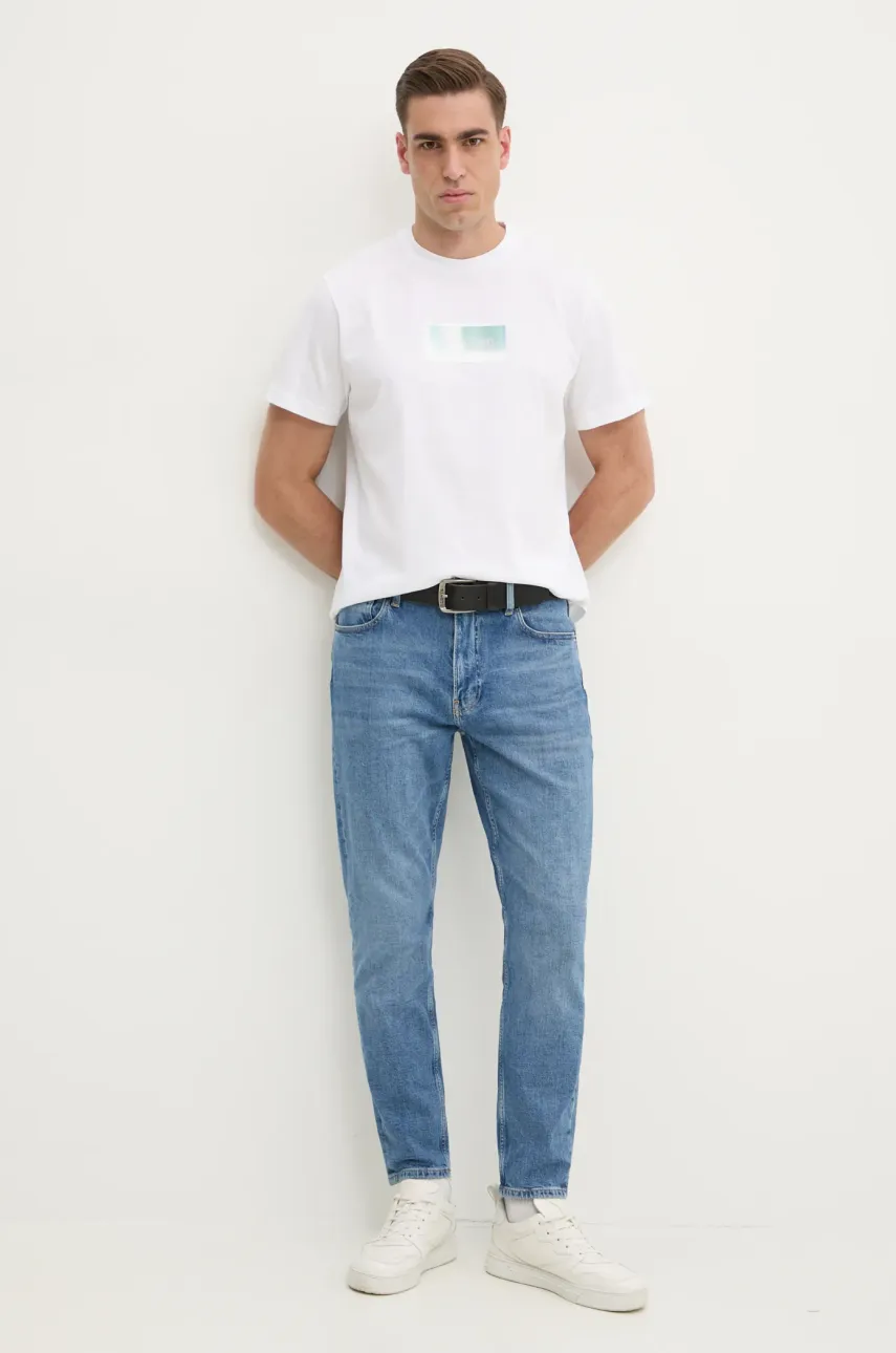 Хлопковая футболка Calvin Klein мужская цвет белый с принтом K10K114174 Хлопковая футболка Calvin Klein мужская цвет белый с принтом K10K114174