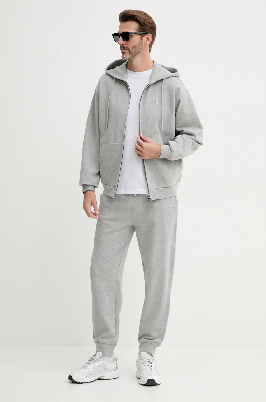 Футболка с примесью льна Calvin Klein мужская цвет белый с принтом KM0KM01138 Футболка с примесью льна Calvin Klein мужская цвет белый с принтом KM0KM01138