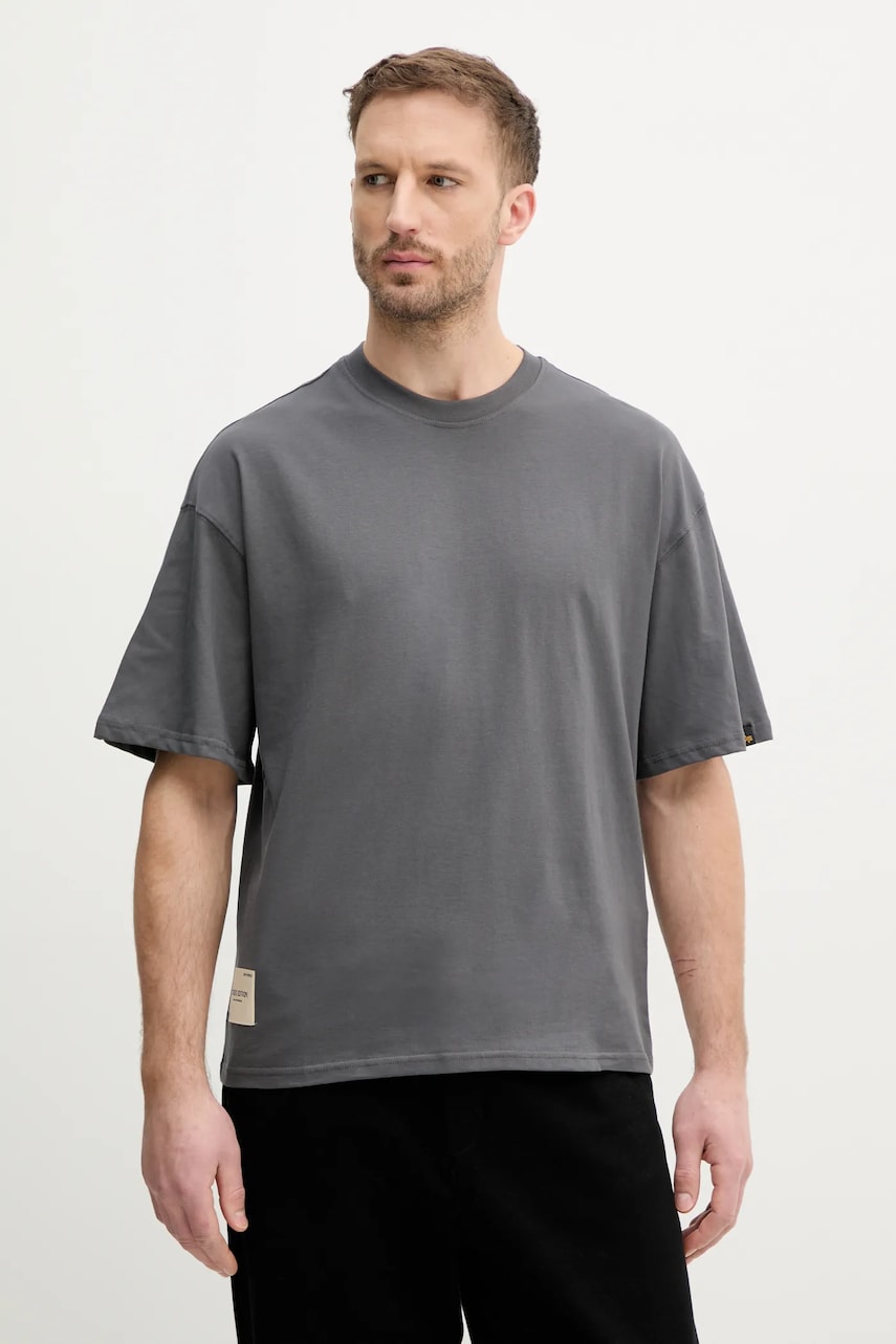 Alpha Industries tricou din bumbac Studio Edition T barbati, culoarea gri, neted, 156550 Alpha Industries tricou din bumbac Studio Edition T barbati, culoarea gri, neted, 156550